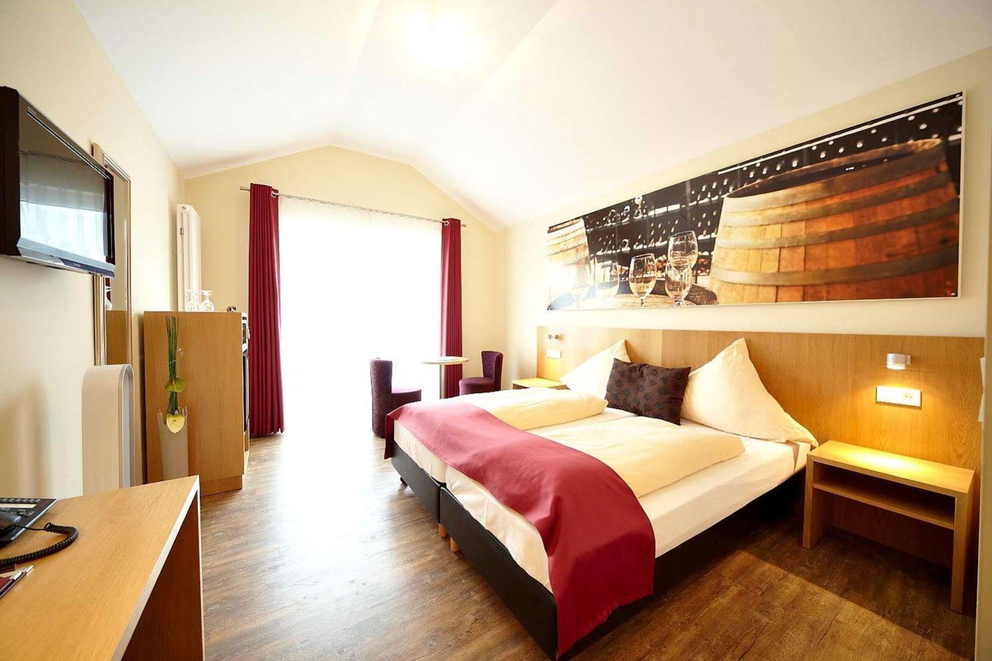 Christiana'S Wein & Art Hotel Bernkastel-Kues Zewnętrze zdjęcie