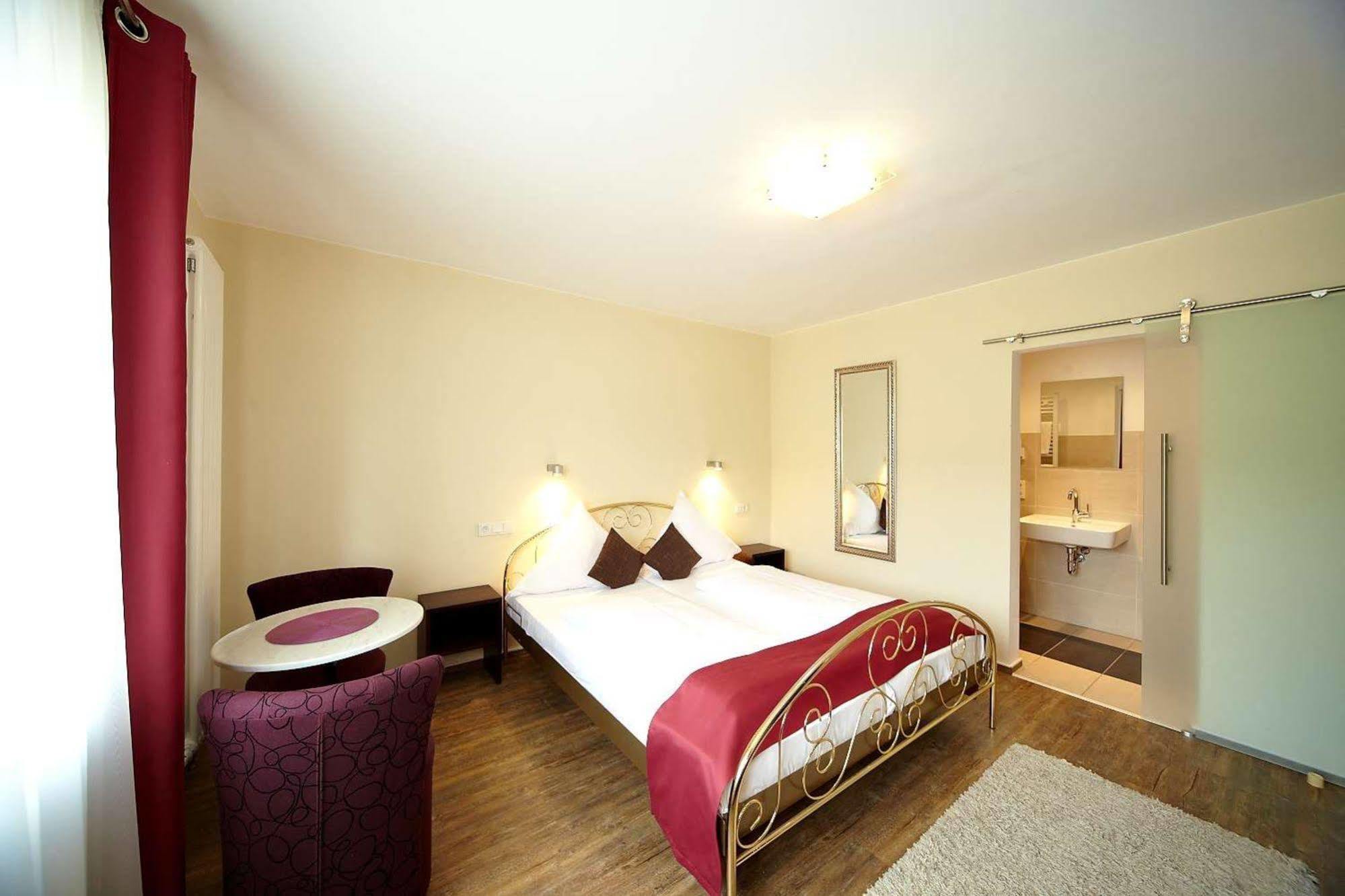 Christiana'S Wein & Art Hotel Bernkastel-Kues Zewnętrze zdjęcie