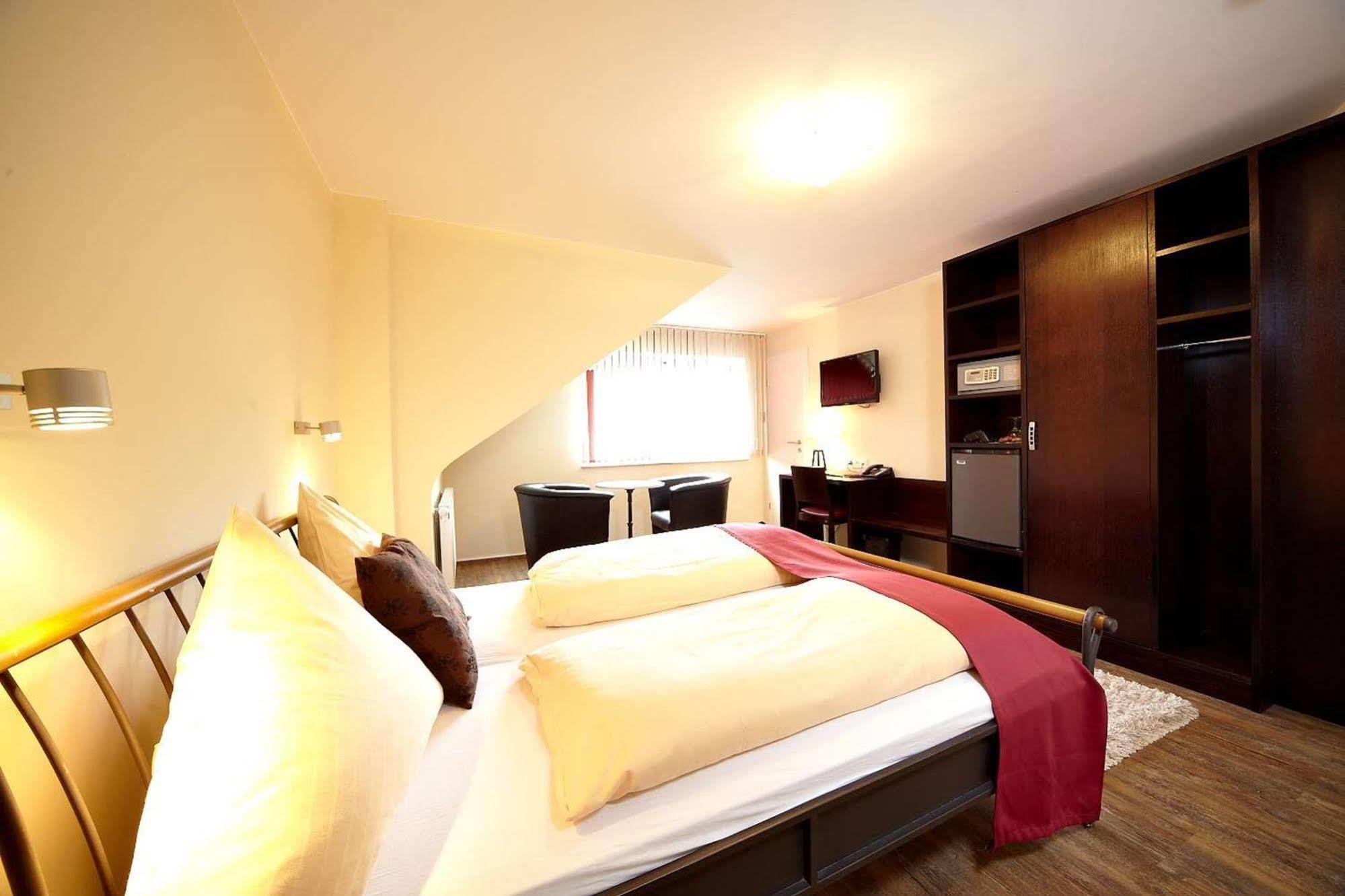 Christiana'S Wein & Art Hotel Bernkastel-Kues Zewnętrze zdjęcie